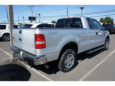 ford f 150 2008 silver xlt gasoline 8 cylinders 4 wheel drive automatic with overdrive 08902