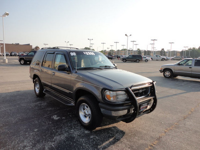 ford explorer 1998 gray suv xlt 4x4 gasoline v6 4 wheel drive automatic with overdrive 60546