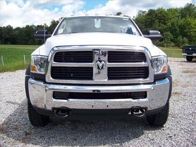 ram 5500 2012 white st not specified 6 speed automatic 44024