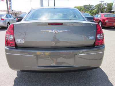 chrysler 300 2008 gray sedan touring gasoline 6 cylinders rear wheel drive automatic 62863