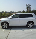 toyota highlander 2010 white suv limited gasoline 6 cylinders front wheel drive automatic 75503