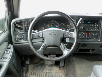 chevrolet silverado 2500hd 2003 black pickup truck ext ls 4x4 gasoline 8 cylinders 4 wheel drive automatic 55318