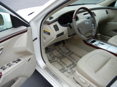 hyundai azera 2007 white sedan limited gasoline 6 cylinders front wheel drive automatic 55448