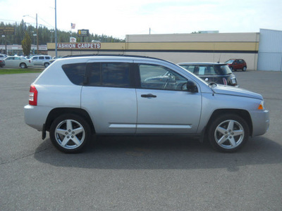 jeep compass 2007 silver suv limited gasoline 4 cylinders front wheel drive automatic with overdrive 99208