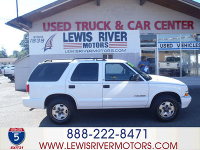 chevrolet blazer 2003 white suv gasoline 6 cylinders 4 wheel drive automatic 98674