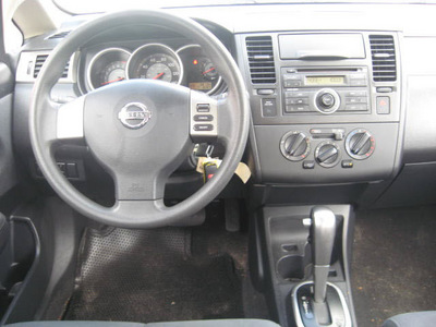 nissan versa 2009 black hatchback gasoline 4 cylinders front wheel drive automatic 33884