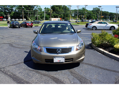 honda accord 2009 bold beige sedan lx p gasoline 4 cylinders front wheel drive 5 speed automatic 07724