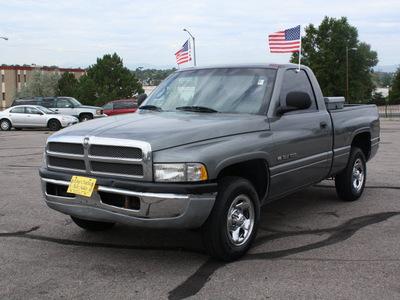 dodge ram pickup 1500 2001 grey pickup truck gasoline 6 cylinders rear wheel drive automatic with overdrive 80229