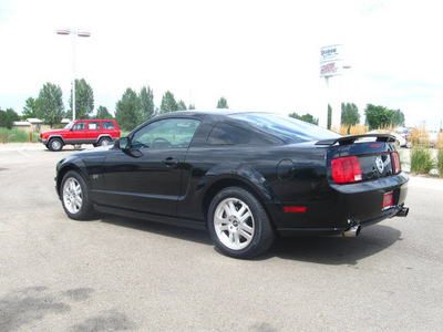 ford mustang 2008 black coupe gt gasoline 8 cylinders rear wheel drive 5 speed manual 80504