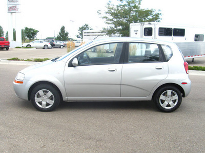 chevrolet aveo 2006 silver hatchback ls gasoline 4 cylinders front wheel drive 5 speed manual 80504