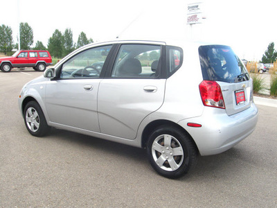 chevrolet aveo 2006 silver hatchback ls gasoline 4 cylinders front wheel drive 5 speed manual 80504