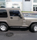 jeep wrangler 2005 beige suv x gasoline 6 cylinders 4 wheel drive automatic 46410