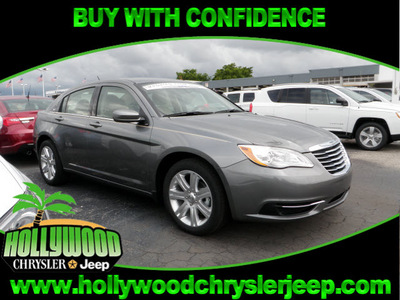chrysler 200 2012 pdm tungsten metall sedan gasoline 4 cylinders front wheel drive automatic 33021