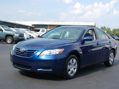 toyota camry 2009 dk  blue sedan le gasoline 4 cylinders front wheel drive automatic 27330