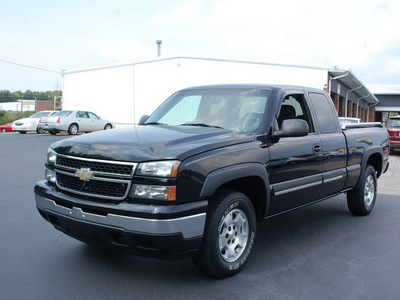 chevrolet silverado 1500 2006 black flex fuel 8 cylinders 4 wheel drive automatic 27330