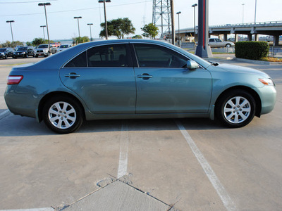 toyota camry 2009 green sedan xle gasoline 4 cylinders front wheel drive automatic 75228