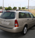 ford focus 2007 gold wagon zxw ses gasoline 4 cylinders front wheel drive automatic 27215