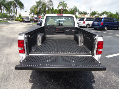 ford ranger 2007 white pickup truck xl gasoline 6 cylinders rear wheel drive automatic 33177