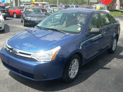 ford focus 2009 blue sedan se gasoline 4 cylinders front wheel drive automatic 33177