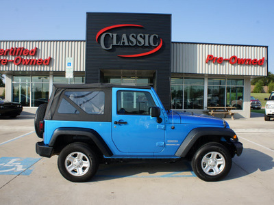 jeep wrangler 2010 lt  blue suv sport gasoline 6 cylinders 4 wheel drive not specified 76210