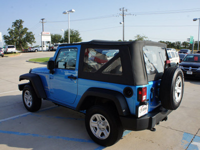 jeep wrangler 2010 lt  blue suv sport gasoline 6 cylinders 4 wheel drive not specified 76210