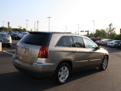 chrysler pacifica 2004 lt almond wagon pacifica gasoline 6 cylinders all whee drive automatic 27215