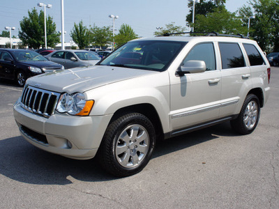 jeep grand cherokee 2008 lt  gray suv limited gasoline 8 cylinders 4 wheel drive 5 speed with overdrive 46168