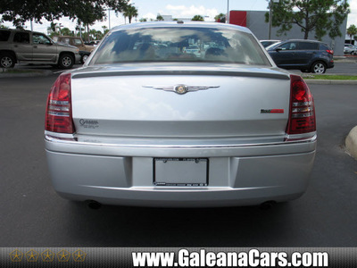 chrysler 300 2007 silver sedan c gasoline 8 cylinders rear wheel drive automatic 33912