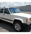 jeep cherokee 2000 white suv sport gasoline 6 cylinders 4 wheel drive automatic 08812