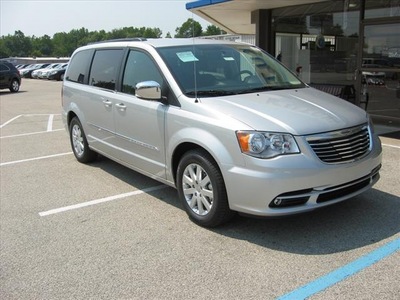 chrysler town and country 2011 van flex fuel 6 cylinders front wheel drive not specified 46036