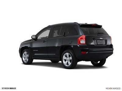 jeep compass 2011 gray suv gasoline 4 cylinders 2 wheel drive automatic 47130