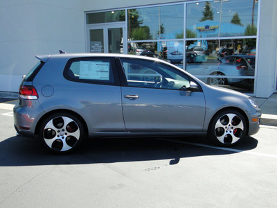 volkswagen gti 2011 gray hatchback sunroof and nav gasoline 4 cylinders front wheel drive 6 speed manual 98226