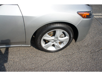 acura tsx 2009 silver sedan tsx gasoline 4 cylinders front wheel drive shiftable automatic 07712