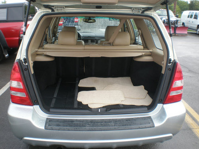 subaru forester 2005 gold suv 2 5 xs ll bean gasoline 4 cylinders all whee drive automatic 13502