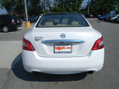 nissan maxima 2010 white sedan gasoline 6 cylinders front wheel drive automatic 46219