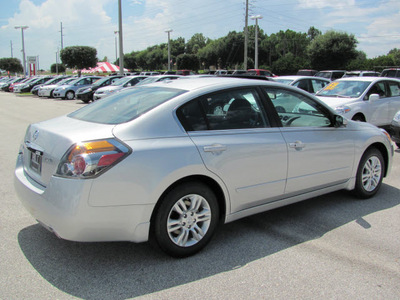 nissan altima 2012 silver sedan s gasoline 4 cylinders front wheel drive automatic 33884