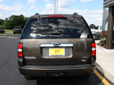 ford explorer 2008 gray suv xlt gasoline 6 cylinders 4 wheel drive automatic with overdrive 07735