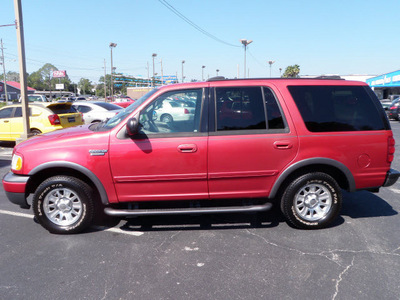 ford expedition 2001 dk  red suv xlt gasoline 8 cylinders rear wheel drive automatic with overdrive 32401