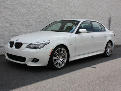 bmw 5 series 2008 white sedan 550i gasoline 8 cylinders rear wheel drive shiftable automatic 27616