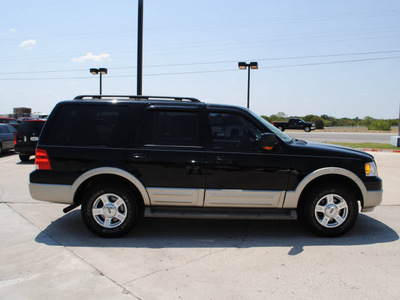 ford expedition 2005 black suv king ranch gasoline 8 cylinders rear wheel drive automatic with overdrive 76087