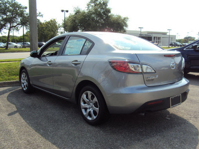 mazda mazda3i 2011 silver sedan sport gasoline 4 cylinders front wheel drive automatic 32901