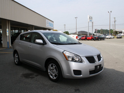 pontiac vibe 2010 silver hatchback 2 4l gasoline 4 cylinders front wheel drive automatic 27215