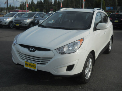 hyundai tucson 2011 white suv gls gasoline 4 cylinders all whee drive 6 speed automatic 99208