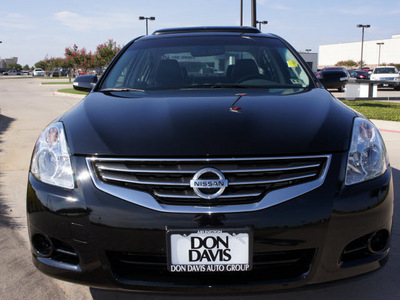 nissan altima 2011 black sedan 2 5 sl gasoline 4 cylinders front wheel drive automatic 76018