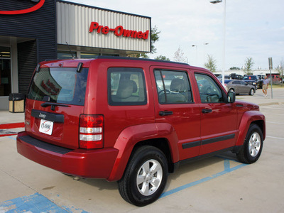jeep liberty 2010 red suv sport gasoline 6 cylinders 2 wheel drive automatic 76210