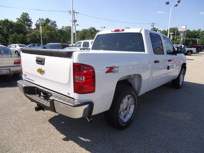 chevrolet silverado 1500 2011 white lt flex fuel 8 cylinders 4 wheel drive automatic 60007