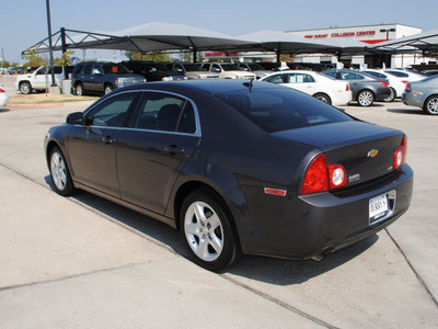 chevrolet malibu 2010 gray sedan flex fuel 4 cylinders front wheel drive automatic 76087