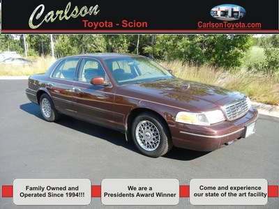 ford crown victoria 2001 red sedan lx gasoline 8 cylinders rear wheel drive automatic 55448