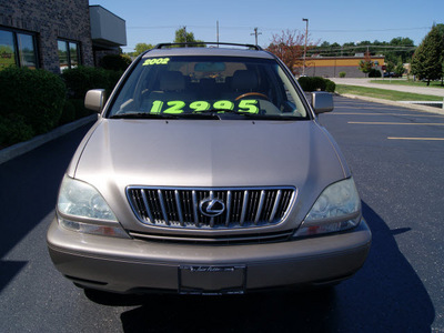 lexus rx 300 2002 gold suv gasoline 6 cylinders all whee drive automatic 60098