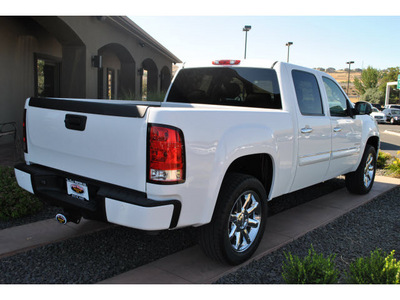 gmc sierra 1500 2010 white denali flex fuel 8 cylinders all whee drive automatic with overdrive 99352